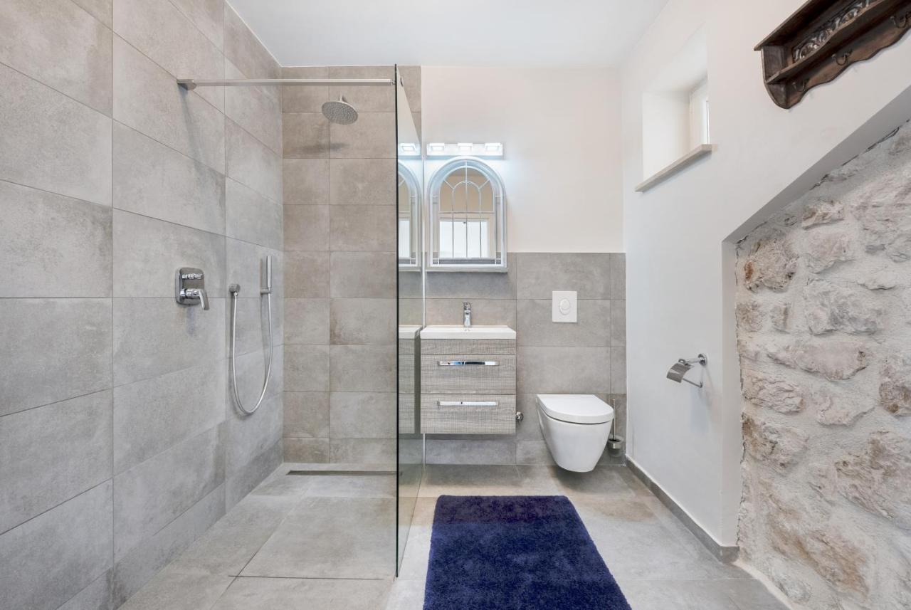 Izabela Apartment With Swimming Pool Babino Polje 外观 照片